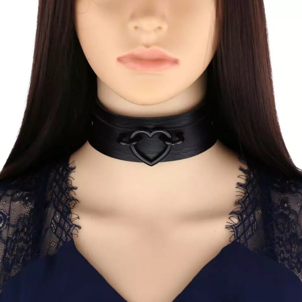 Gothic All Black Choker